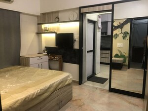 Bedroom in 1 BHK Apartment at Bandra West – for Rent