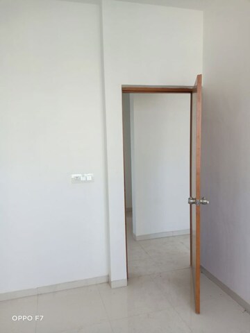 Room in 2 BHK Apartment at Ambawadi – for Rent