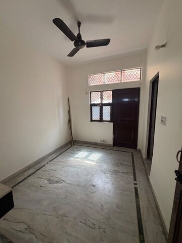 Room in 2 BHK Builder Floor at Kalkaji – for Rent