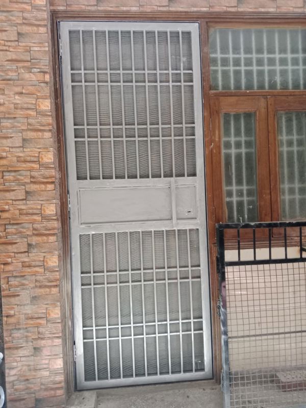 2 BHK + Pooja Room Builder Floor For Sale in Govindpuri