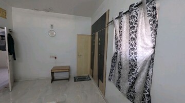 Room in 2 BHK Apartment at Prahlad Nagar – for Rent
