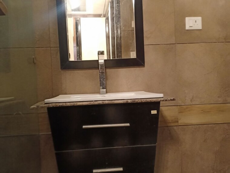 Kitchen, green park extension 3 Bedroom 1800 Sq.Ft. Apartment In Green Park Extension Delhi 10063710