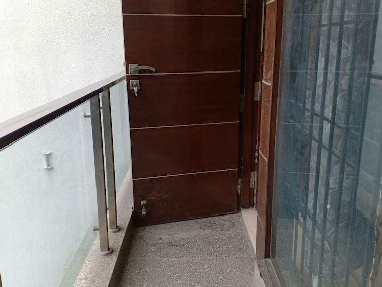 Bathroom, green park extension 3 Bedroom 1800 Sq.Ft. Apartment In Green Park Extension Delhi 10063710
