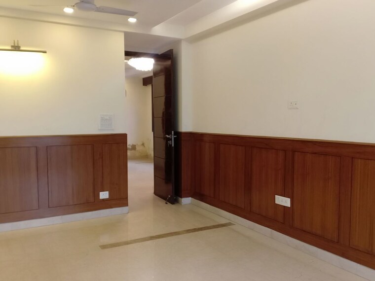 Room, green park extension 3 Bedroom 1800 Sq.Ft. Apartment In Green Park Extension Delhi 10063710
