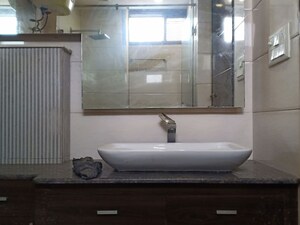 Bathroom in 3 BHK Apartment at Green Park Extension – for Sale