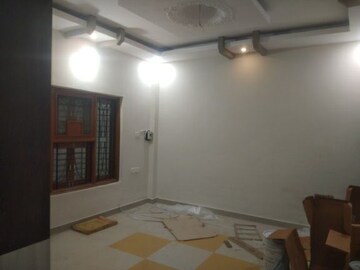 Room in 3 BHK Independent House at Bagmugaliya – for Sale