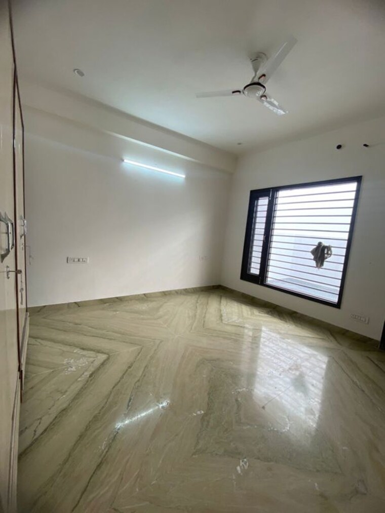 Room, ms-enclave-zirakpur 5 Bedroom 3000 Sq.Ft. Independent House In Dhakoli Zirakpur 10063727