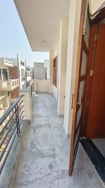 Balcony in 4 BHK Independent House at Ansal Plaza Gurgaon, Palam Vihar – for Sale