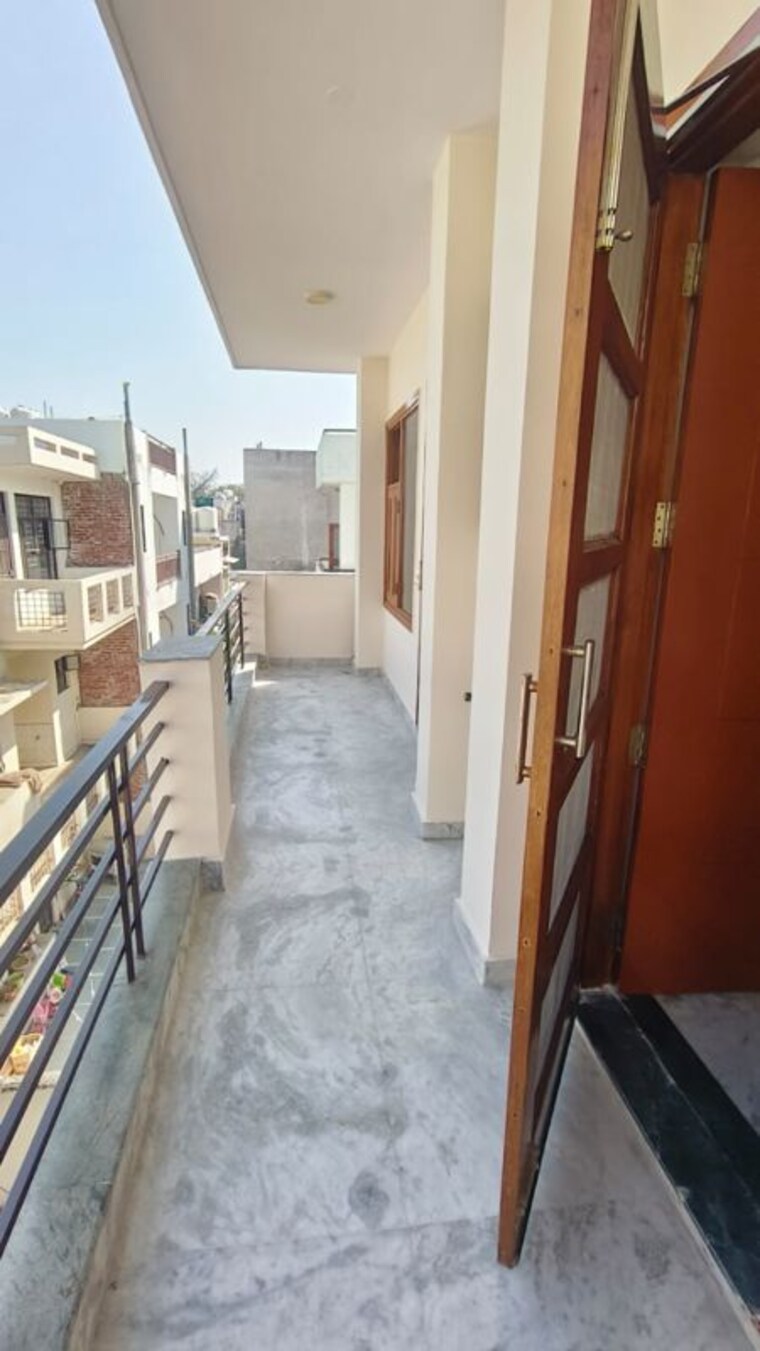 Balcony, ansal-plaza-gurgaon 4 Bedroom 263 Sq.Yd. Independent House In Palam Vihar Gurgaon 10063731