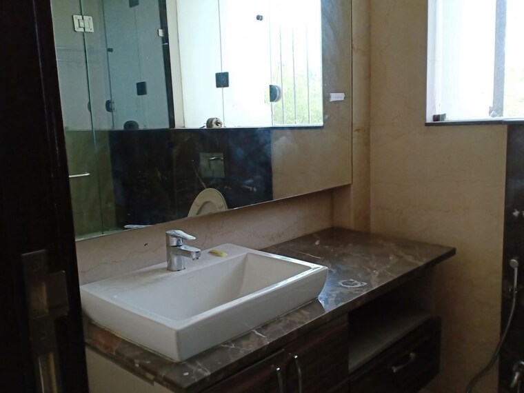 Attached Bathroom, adchini 3 Bedroom 2500 Sq.Ft. Apartment In Adchini Delhi 10063726