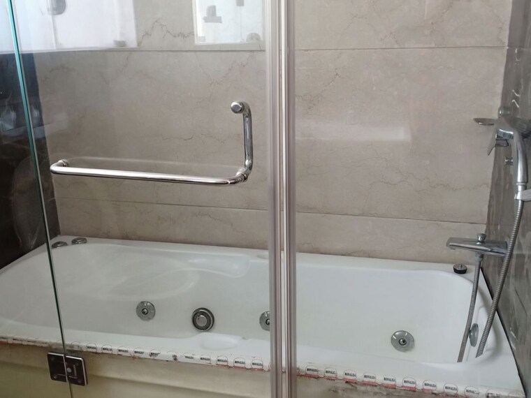 Bathroom, adchini 3 Bedroom 2500 Sq.Ft. Apartment In Adchini Delhi 10063726