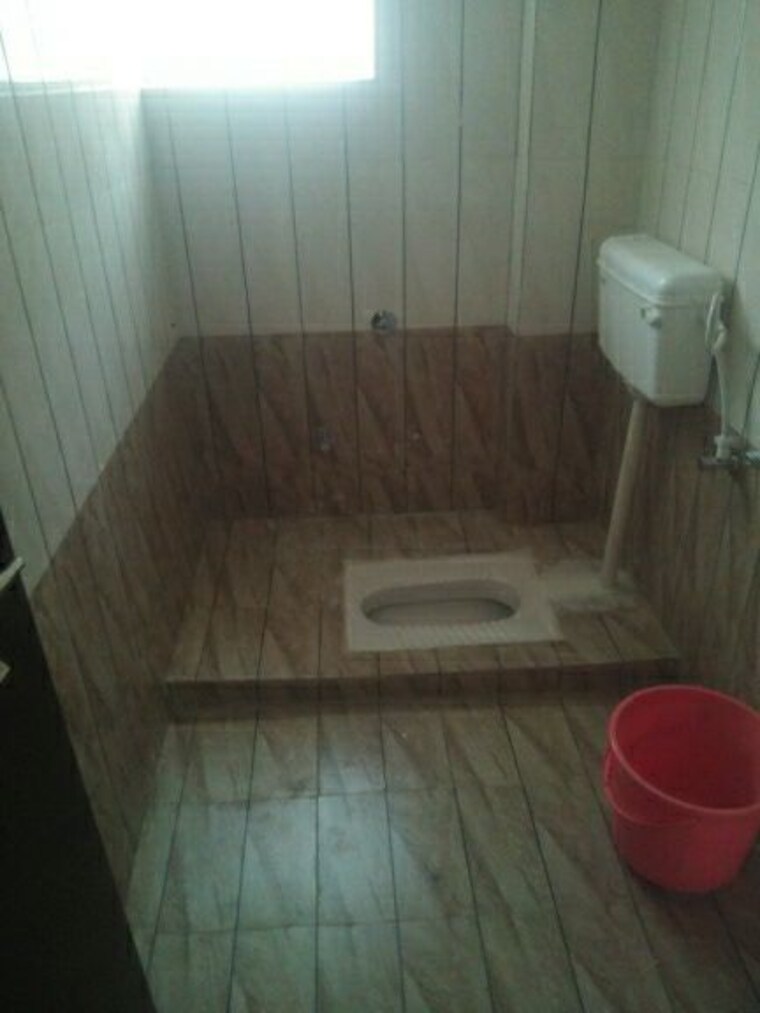 Bathroom, fasttrack-heavens-life 2 Bedroom 1000 Sq.Ft. Apartment In Katara Hills Bhopal 10063806