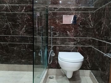 Bathroom in 3 BHK Apartment at Green Park Extension – for Sale