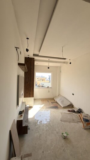 Room in 3 BHK Builder Floor at Amwala Karanpur – for Sale