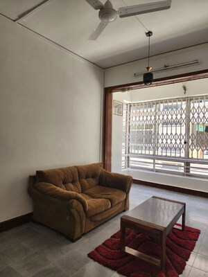 Living Room in 1.5 BHK Apartment at Bandra West – for Rent