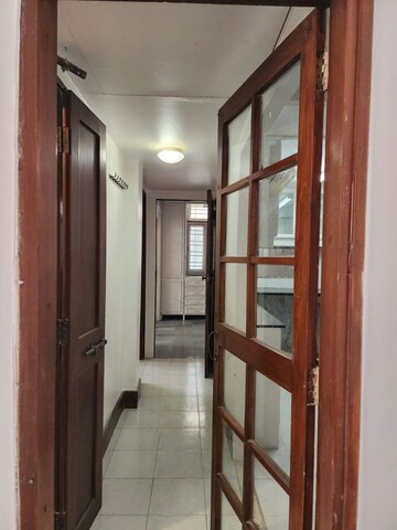  1.5 BHK Apartment at Bandra West – for Rent