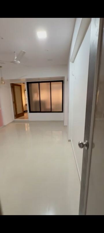 2 BHK Apartment For Rent in Siddhivinayak Nivara, Lower Parel