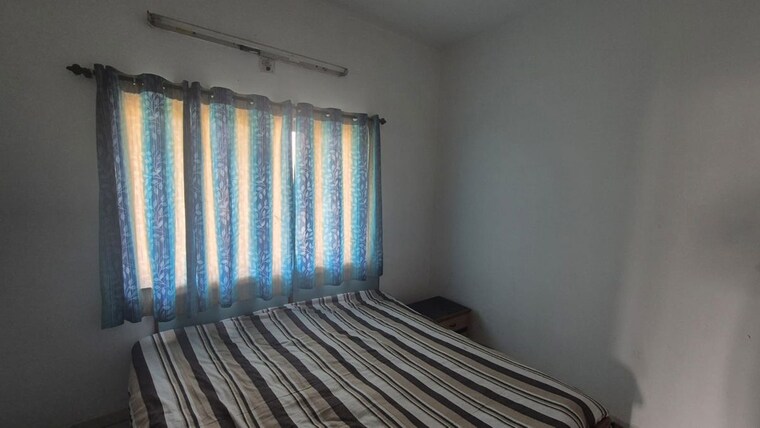 Bedroom, ramdevnagar 3 Bedroom 1800 Sq.Ft. Apartment In Ramdevnagar Ahmedabad 10063866