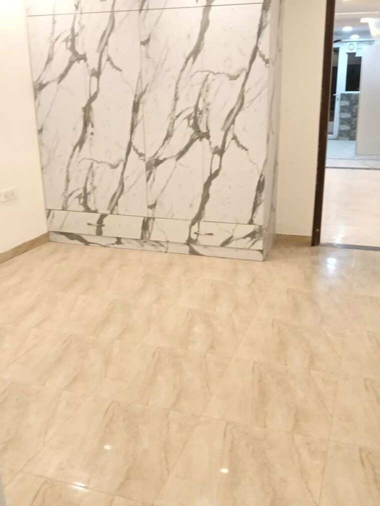 Room, ansal-plaza-sector-23 4 Bedroom 173 Sq.Ft. Independent House In Sector 23 Gurgaon 10063915