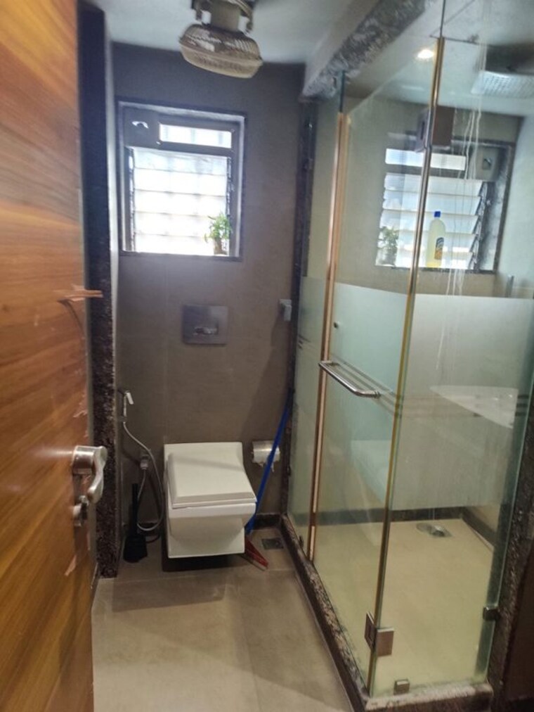 Attached Bathroom, bandra west 2.5 Bedroom 700 Sq.Ft. Apartment In Bandra West Mumbai 10063916