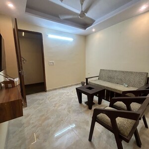 Team Area in 1.5 BHK Builder Floor at DLF City Phase III, Dlf Cyber City – for Rent