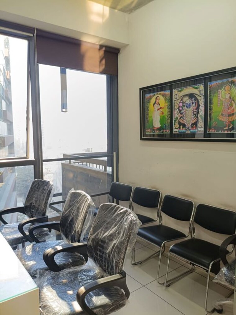 Team Area, makarba Commercial Office Space 483 Sq.Ft. In Makarba Ahmedabad 10063948