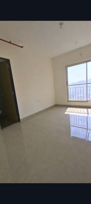 Room in 4 BHK Apartment at Supreme Estia Phase 1, Baner – for Sale