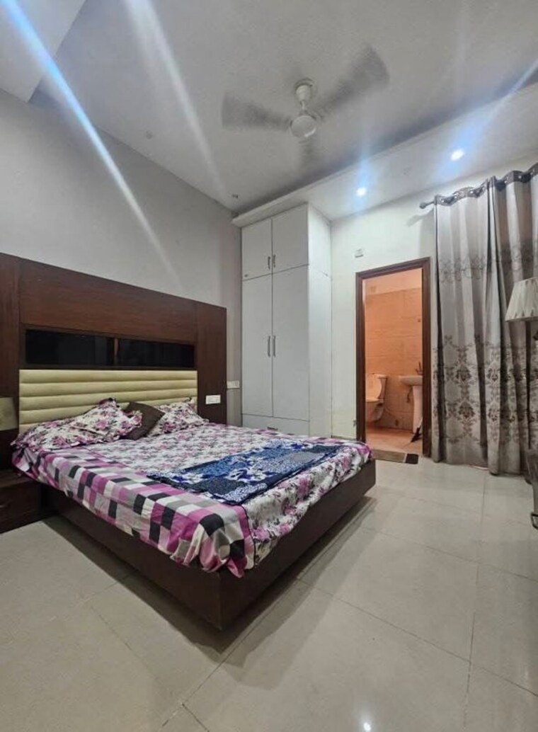 Bedroom, sushma-grande-nxt 3 Bedroom 1600 Sq.Ft. Apartment In Lohgarh Zirakpur 10063959