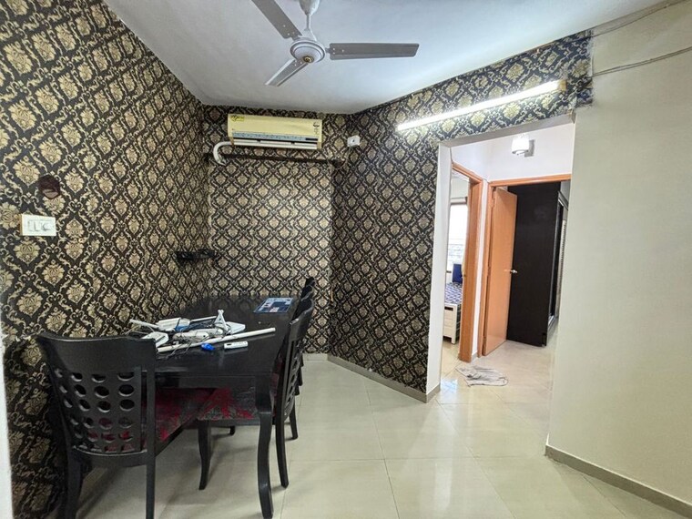 Team Area, sun-city-mercury 2 Bedroom 680 Sq.Ft. Apartment In Powai Mumbai 10063984