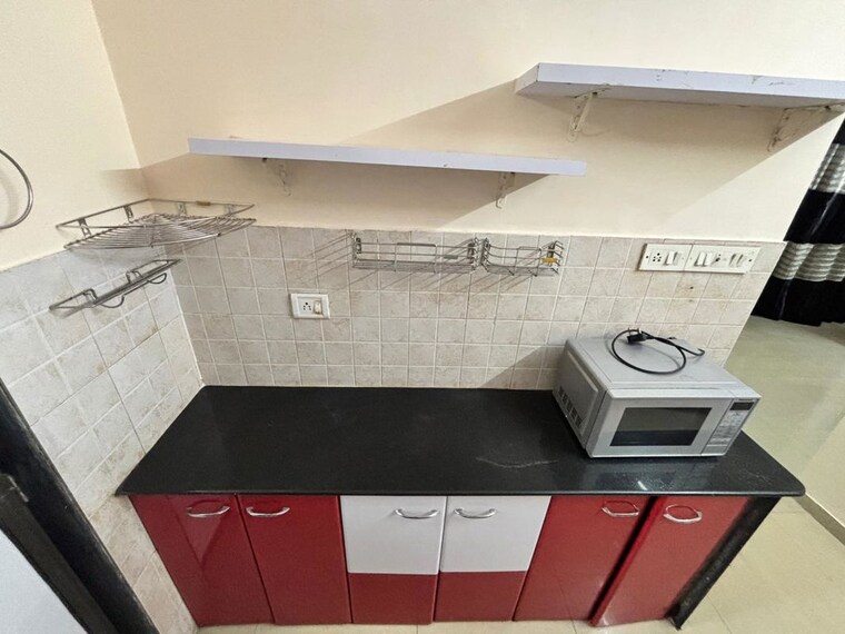 Kitchen, sun-city-mercury 2 Bedroom 680 Sq.Ft. Apartment In Powai Mumbai 10063984