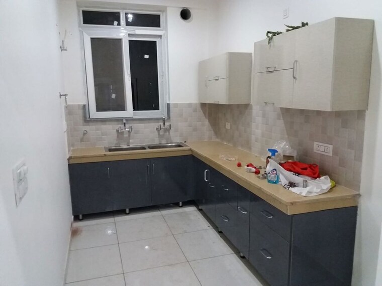 Kitchen, sushma-chandigarh-grande 3 Bedroom 1600 Sq.Ft. Apartment In Lohgarh Zirakpur 10063979