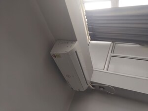 Furnished Amenities in 1 RK Apartment at Puri Pratham, Sector 84 – for Rent