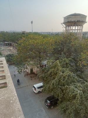 Plot Area in 3.5 BHK Apartment at Gomti Nagar – for Sale