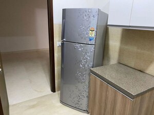 Furnished Amenities in 2 BHK Apartment at Puri Emerald Bay, Sector 104 – for Rent