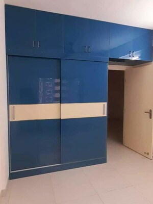 Furnished Amenities in 2 BHK Apartment at Signature Global Synera, Sector 81 – for Rent