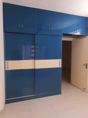 Furnished Amenities in 2 BHK Apartment at Signature Global Synera, Sector 81 – for Rent