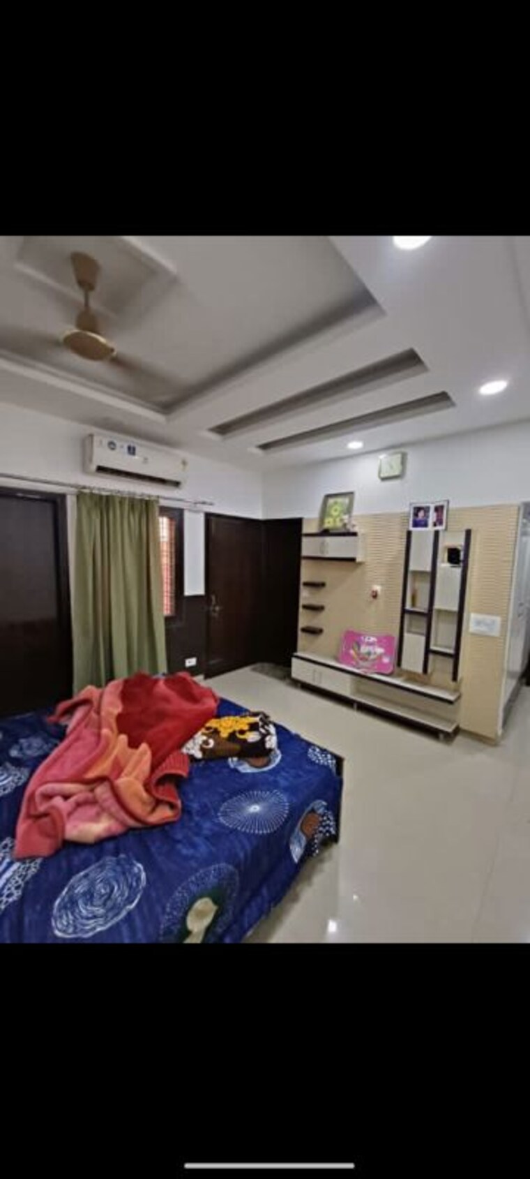 Living Room, smart-world-gems 3.5 Bedroom 1450 Sq.Ft. Apartment In Sector 89 Gurgaon 10064056