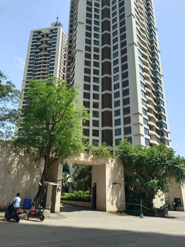 2.5 BHK + Pooja Room 1225 Sq.Ft. Apartment in Oberoi Realty Woods