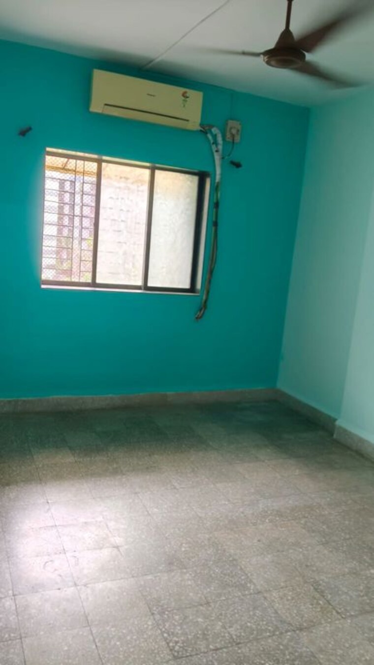 Room, lokgram-complex 1 Bedroom 560 Sq.Ft. Apartment In Kalyan East Thane 10064087