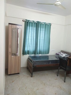 Bedroom in  Pg at Immadihalli – for Rent