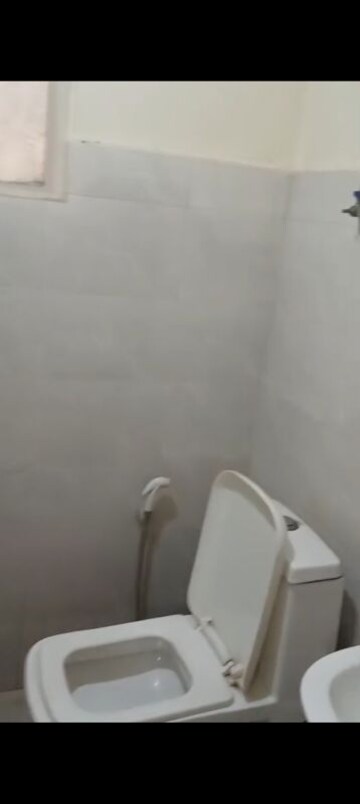 Furnished Amenities in 2 BHK Apartment at Suncity Avenue 102, Sector 102 – for Sale