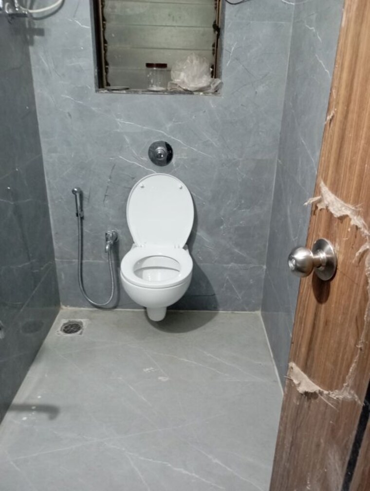 Bathroom, sudarsan-panchsheel 1 Bedroom 425 Sq.Ft. Apartment In Andheri East Mumbai 10064138