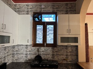 Room in 2 BHK Builder Floor at Sector 22 – for Rent