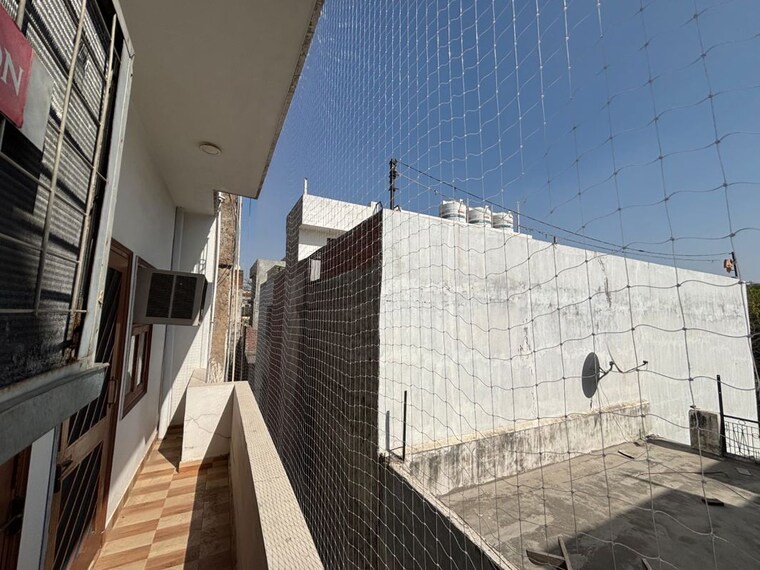 Balcony, sector 22 2 Bedroom 1000 Sq.Ft. Builder Floor In Sector 22 Noida 10064142