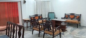 Gym in 4 BHK Apartment at Alkapuri – for Rent