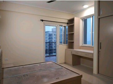 Room in 3 BHK Apartment at Dasnac Burj, Sector 75 – for Rent