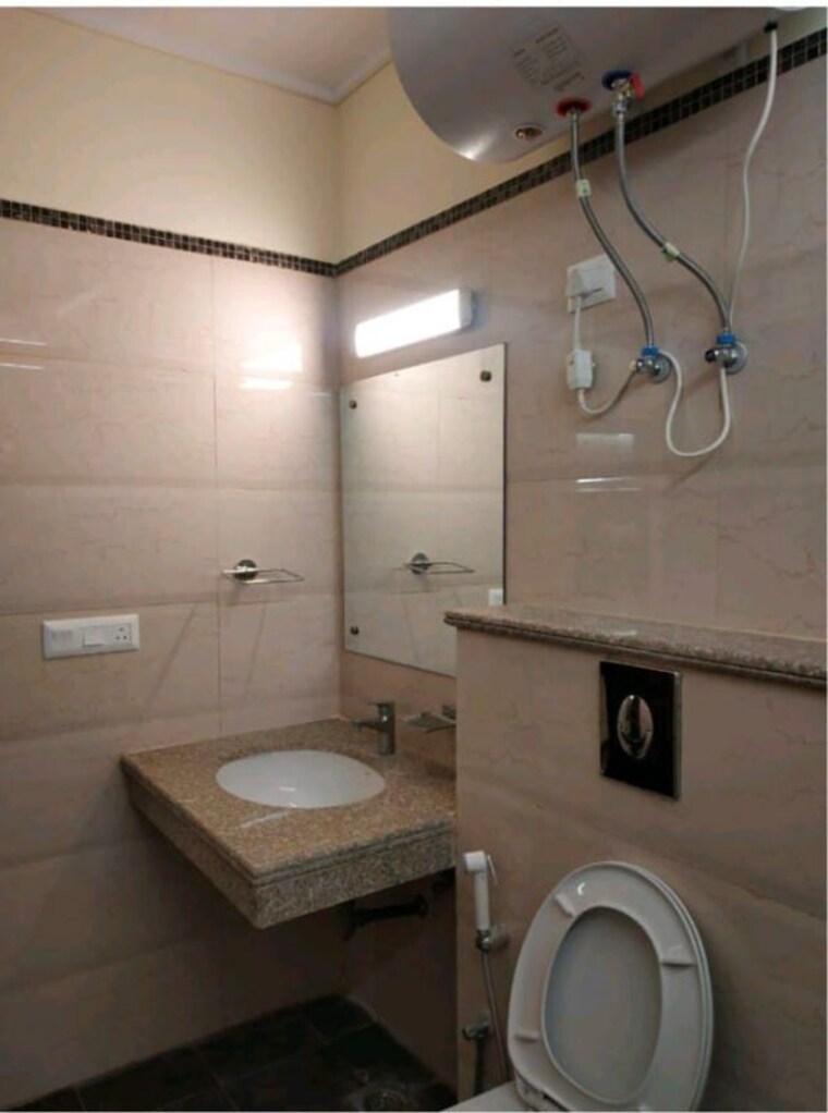 Master Bedroom, dasnac-burj 3 Bedroom 2175 Sq.Ft. Apartment In Sector 75 Noida 10064185