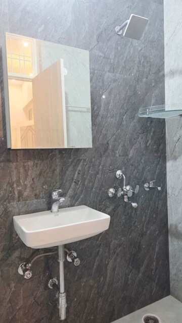 Bathroom in 2 BHK Independent House at Gomti Nagar – for Rent