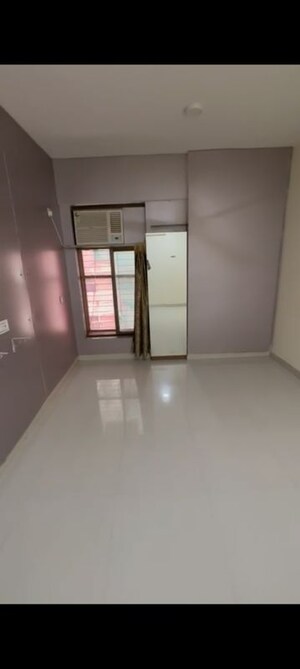 Room in 2 BHK Apartment at Mass Seren Shelter, Kurla East – for Rent
