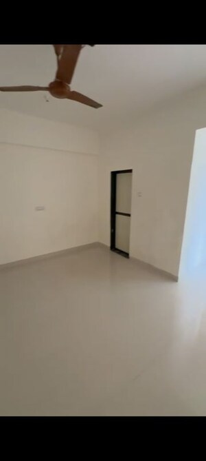 Room in 2 BHK Apartment at Mass Seren Shelter, Kurla East – for Rent